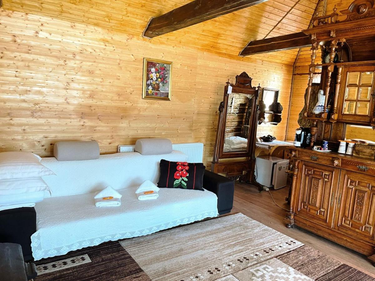 Casa Baciu Hotel Fundu Moldovei Bagian luar foto