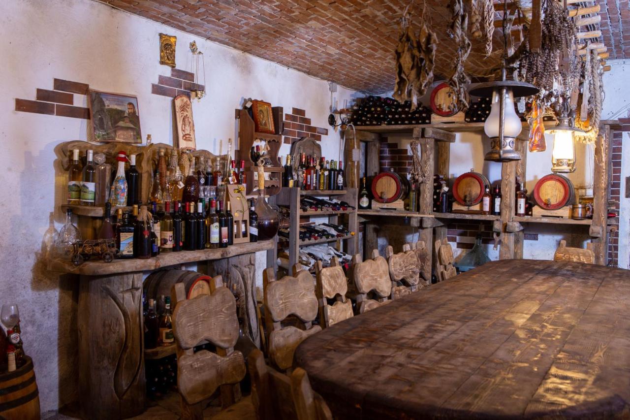 Casa Baciu Hotel Fundu Moldovei Bagian luar foto