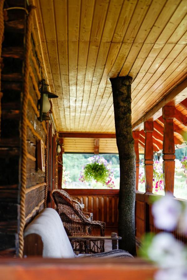 Casa Baciu Hotel Fundu Moldovei Bagian luar foto