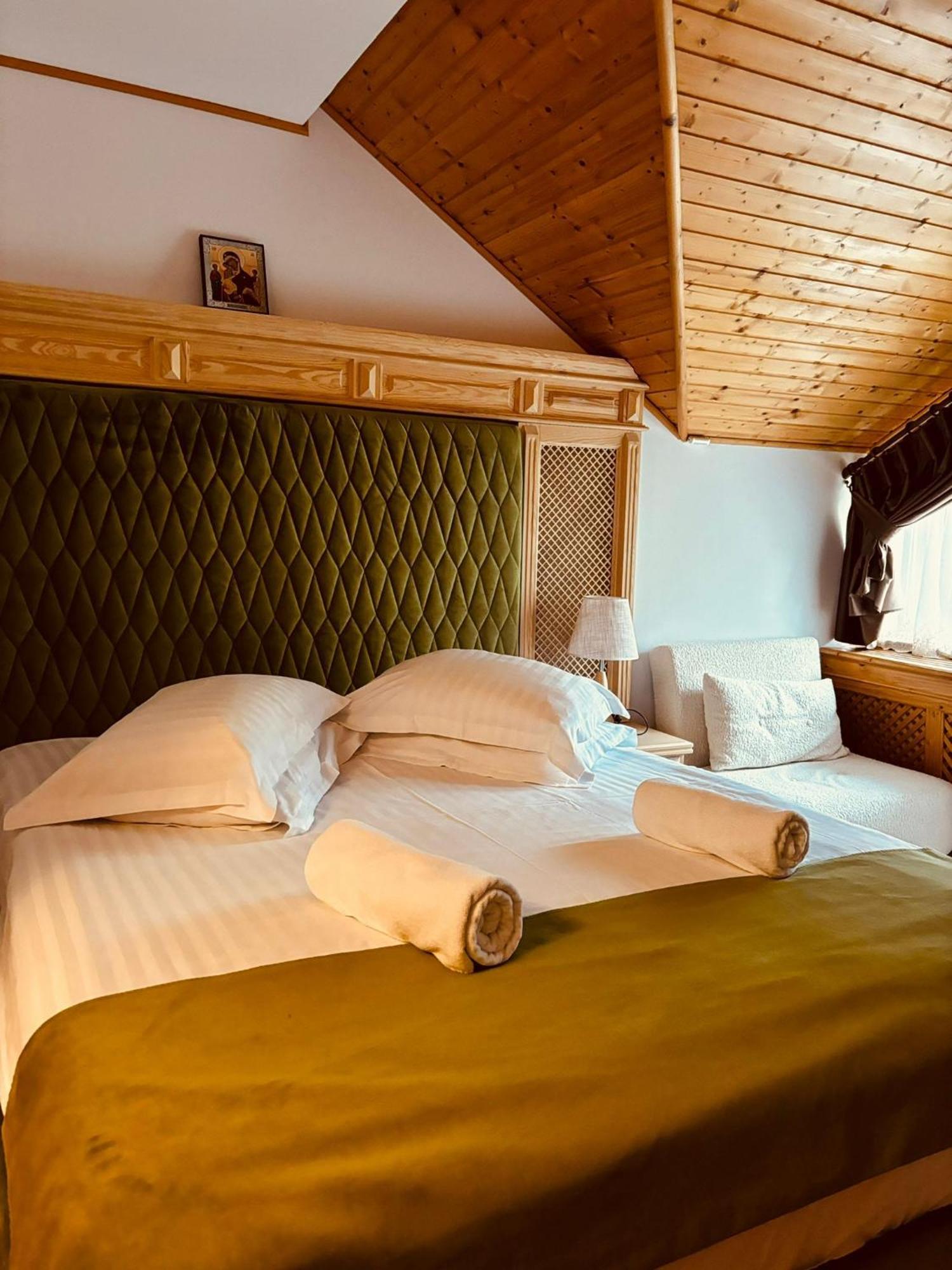 Casa Baciu Hotel Fundu Moldovei Bagian luar foto