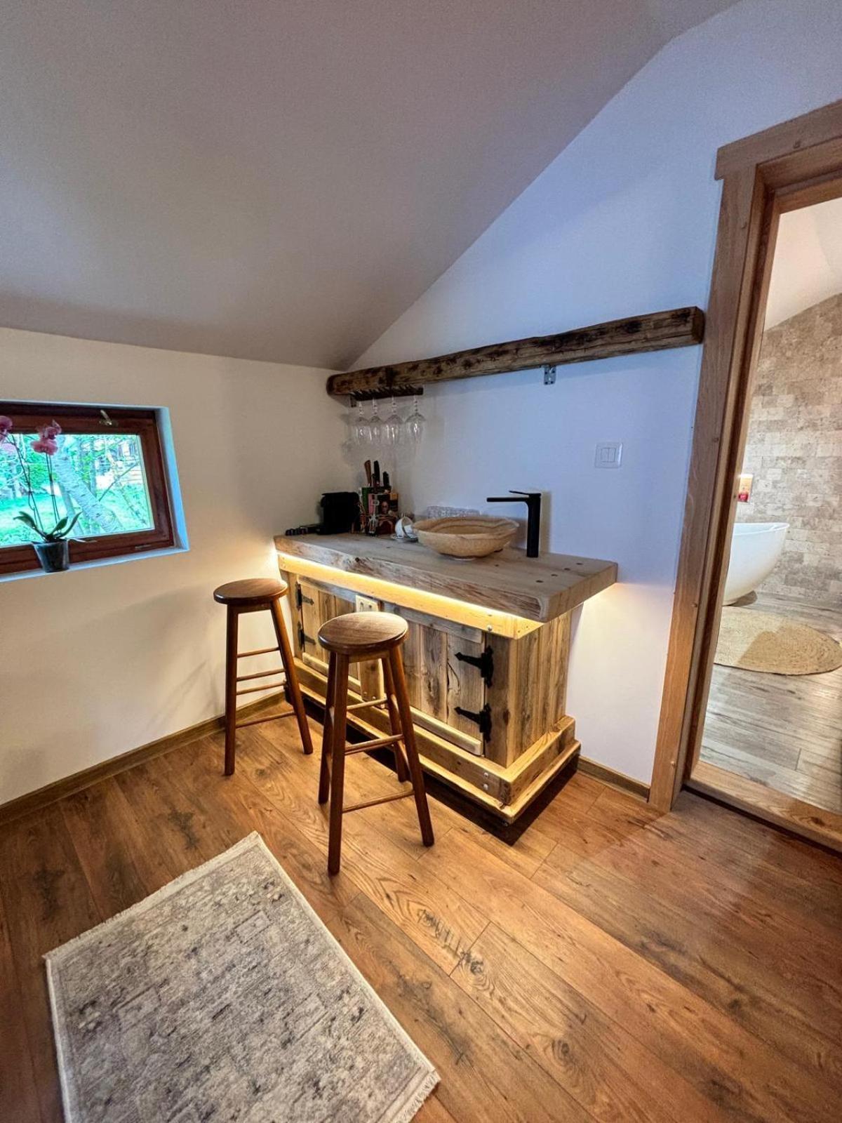 Casa Baciu Hotel Fundu Moldovei Bagian luar foto